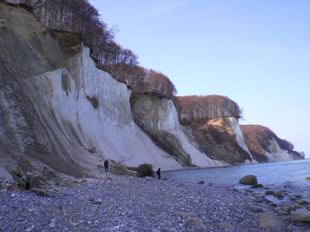 Ferienwohnung In Sassnitz Ruegen Naehe Weltnaturerbe Kreidekueste Exterior foto
